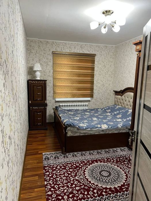 Уй сотилади жуда 10- мкр. Да