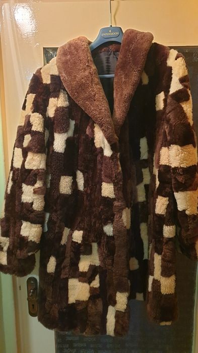 Vand haina de blana de dama