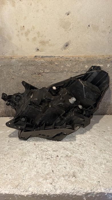 Оргинален фар Suzuki SX4 S Cross Scross година 2022 2023 2024 Full Led