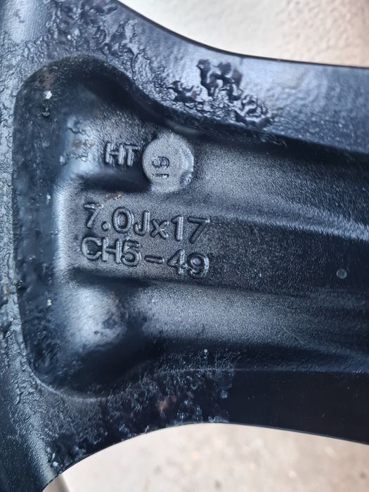 Оригинални джанти за РЕНО RENAULT DACIA NISSAN R17 5x114.3 ET49 7J