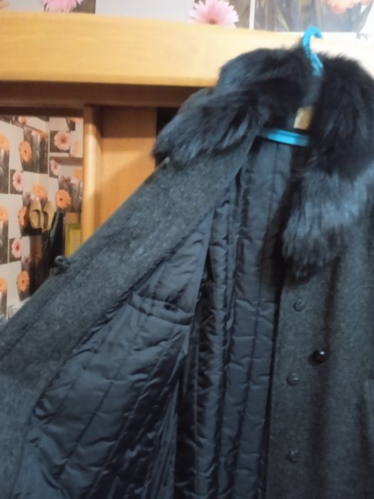 Пальто зимнее производство Австрия.