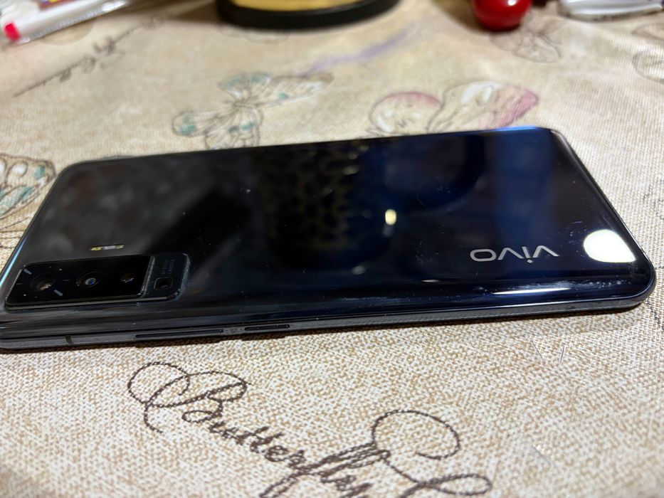 Vivo X50 телефон