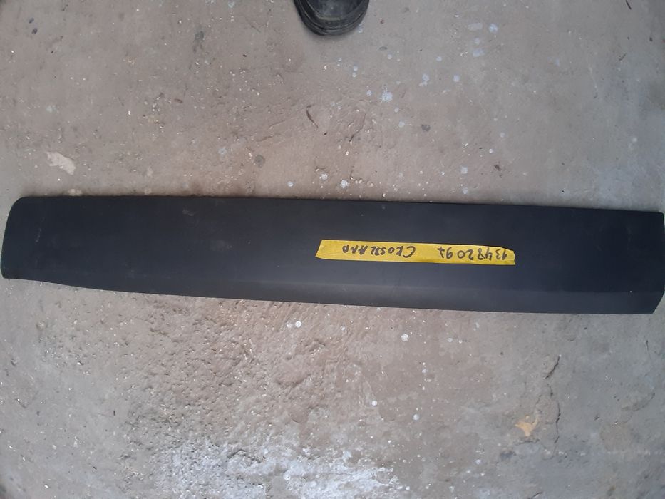 Лайсна калник врата опел кросланд Opel Crossland