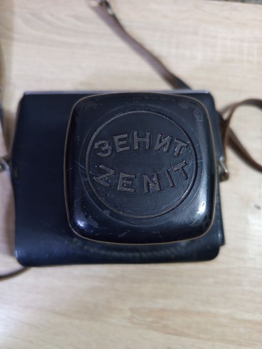 Фотоапарат "Zenit"EM