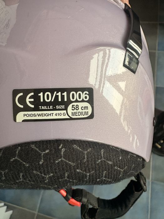 Сноуборд в комплекте ботинки,крепления и шлем