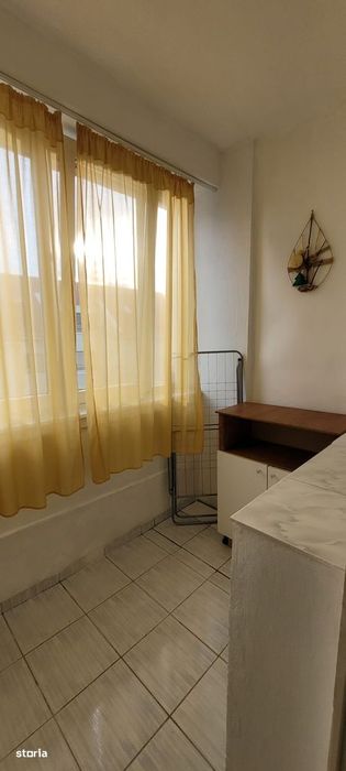 Garsoniera de inchiriat Policlinica Titan- etaj intermediar 7/10