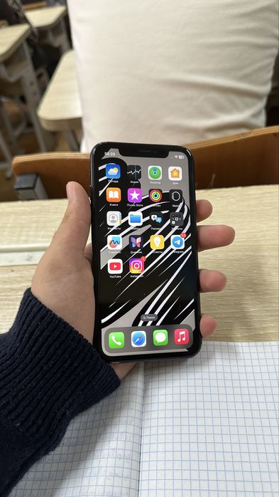 Iphone Xr sotiladi