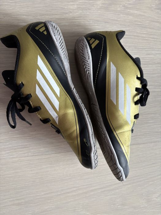 Ghete fotbal marimea 36 Adidas F50 Messi
