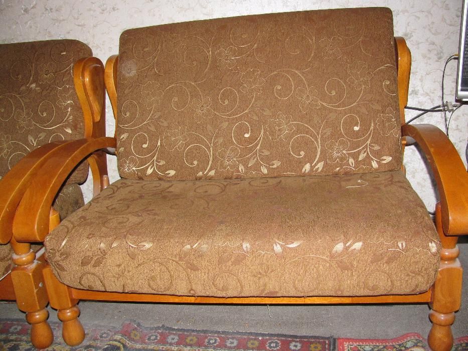 Продам комплект мебели.