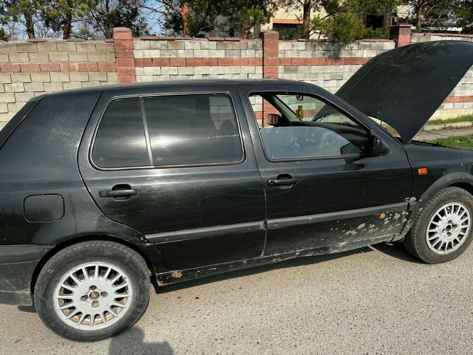 СРОЧНО Продается Гольф 3