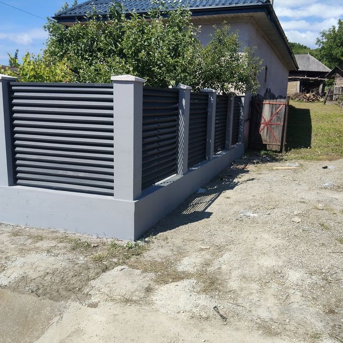 Garduri și porți stil jaluzele șipcă metalica tabla cutata