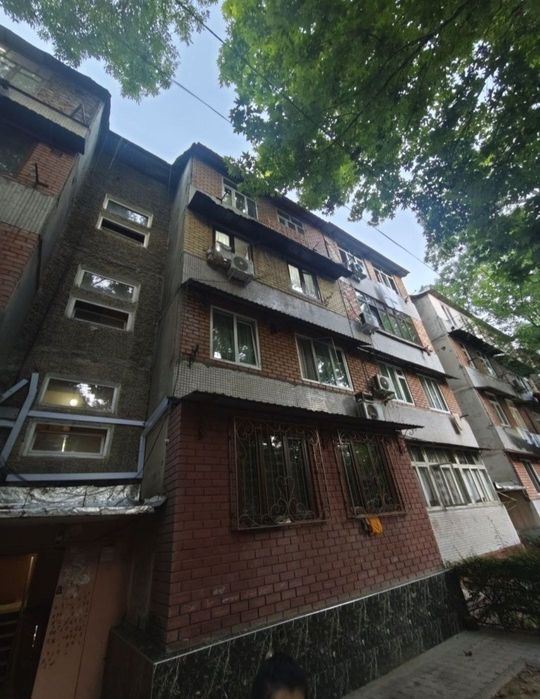 ® Чиланзар 9‼️50м² 2в3/4/4 ИНЯЗ без ремонт балконом 1,ех6