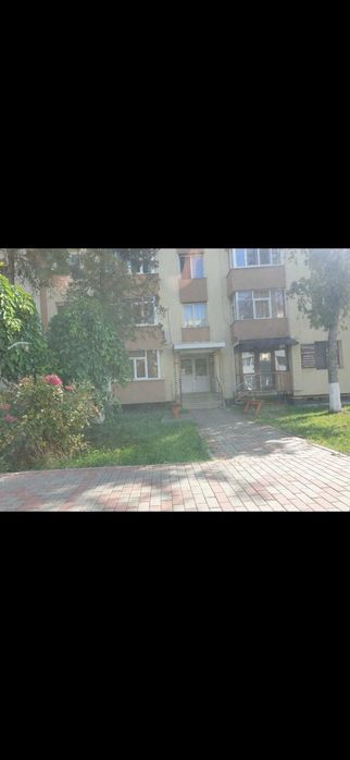Apartament de Inchiriat etaj 2,Bld.Roman Musat zona Pascal[300€]