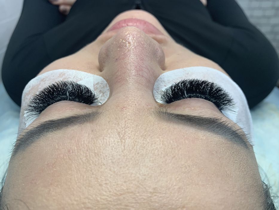 Наращивание ресниц от   8000 тг