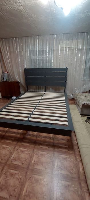 Продам  кровать срочно