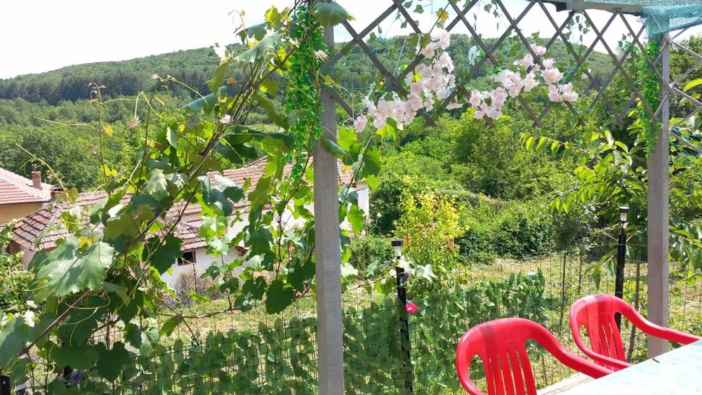 Реновирана къща във Велико Търновско село