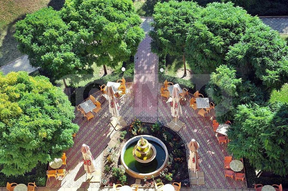 Двустаен апартамент в курортен комплекс Златни пясъци