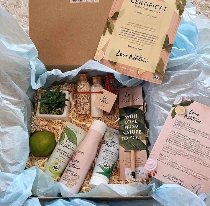 Что подарить на праздники?