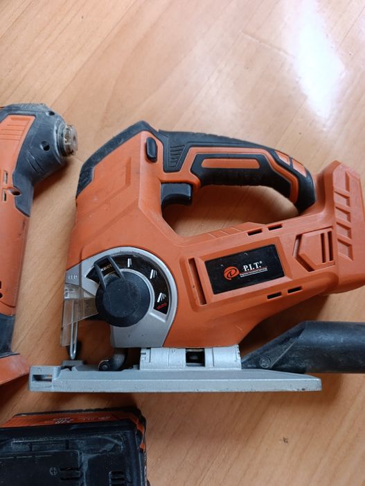 Продам набор электроинструмента pit