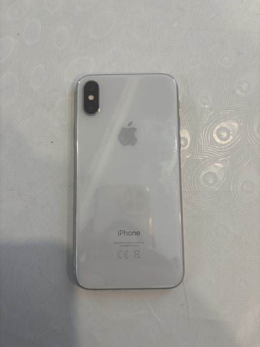 Айфон Х в хорошем состояний