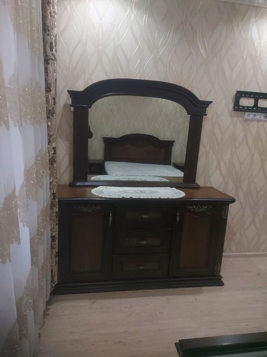 Продаётся спальный гарнитур