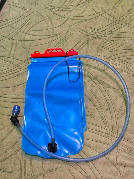 Резервоар за вода за раница за бягане колоездене или преходи