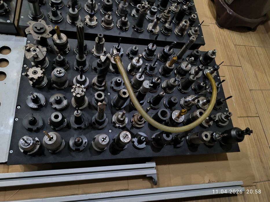 Дорници държачи за фреза с инструменти SK40 - 250 броя