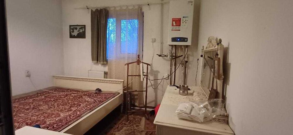 Vanzare casa Pantelimon/Tractorului, teren 810 mp.