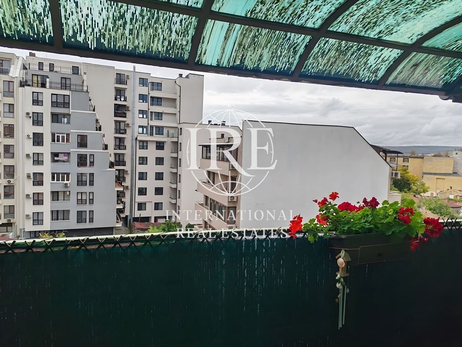 Продава се Двустаен апартамент в Варна, Колхозен пазар - 85 кв.м за 2224 €/кв.м - Снимка #9