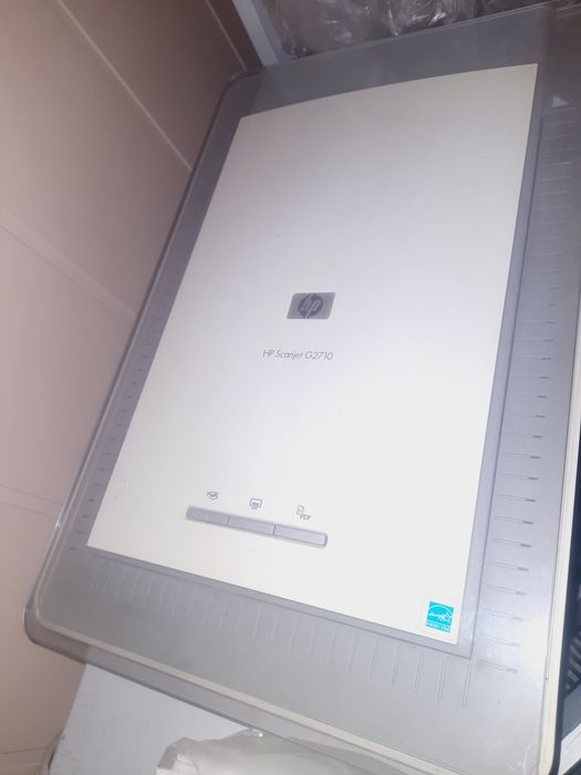 Продам сканер HP ScanHet 2710