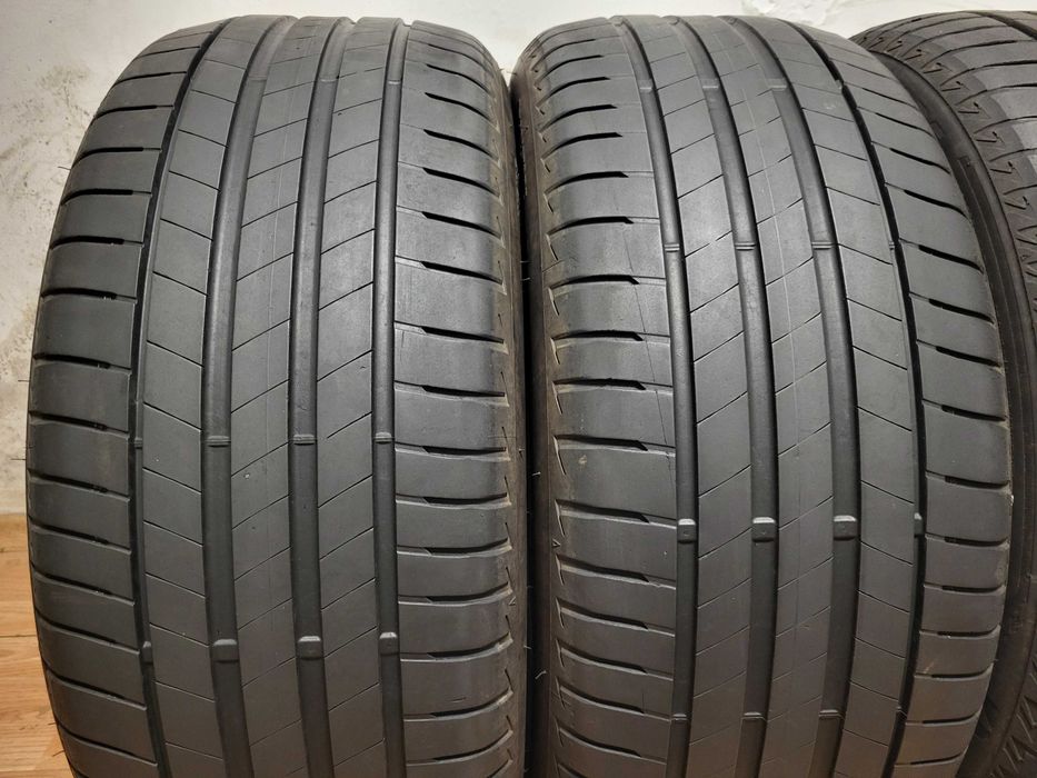 245/45/19 Bridgestone / летни гуми