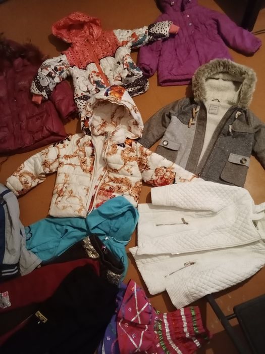 Куртки детские по 4.000