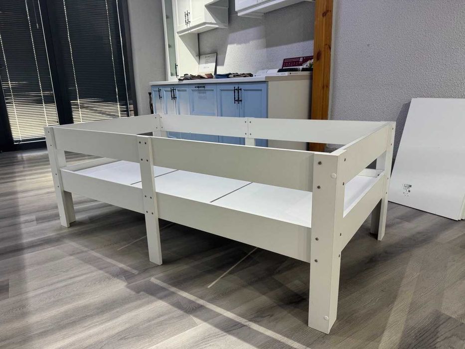 Детская кровать от производителя. Размеры 160х80 см и 140х70 см