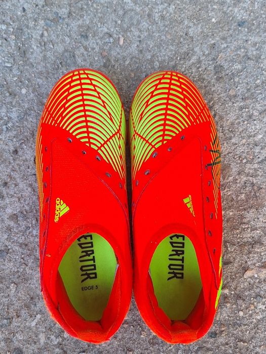 Бутонки Adidas Predator