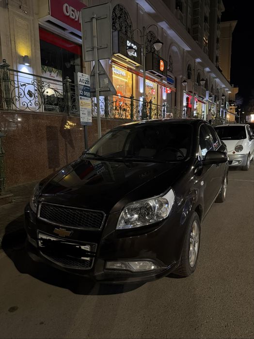 Nexia 3 bir qol haydalgan salonlari ideal xolatda