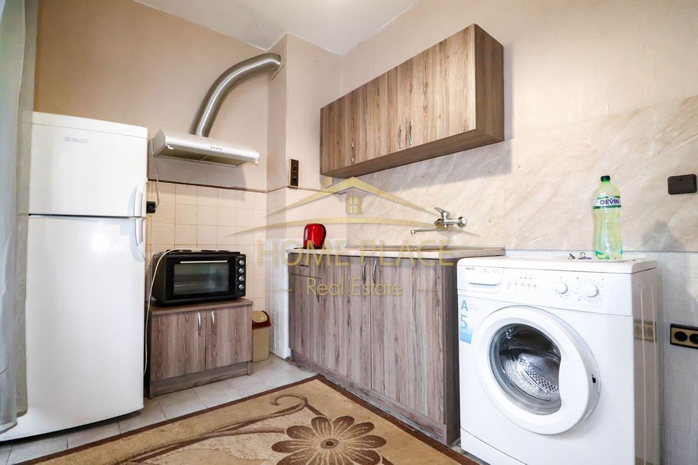 Дава се под наем Двустаен апартамент в Варна, Левски - 45 кв.м за 433.5 € - Снимка #1