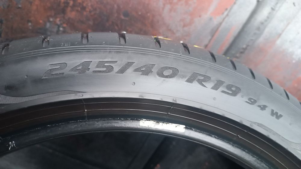 245/40/19 Pirelli Дот 4322