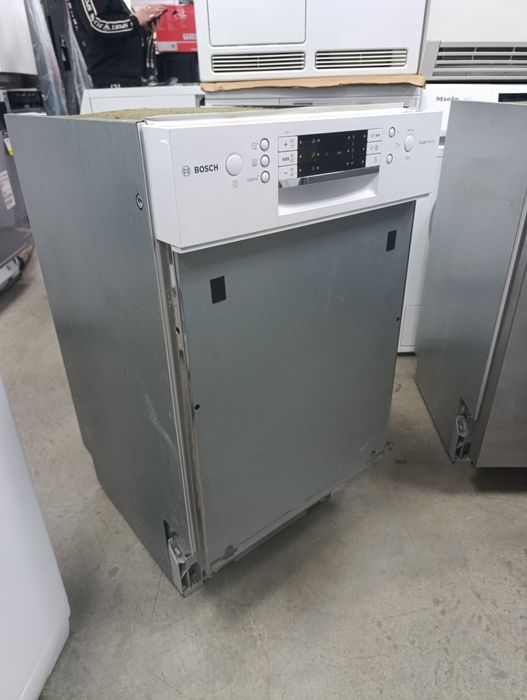 Съдомиялна машина за Вграждане BOSCH