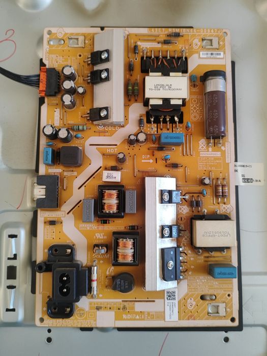 Main Board BN41-02703A / UE43RU7172U / BN94-14860X TV Samsung на части