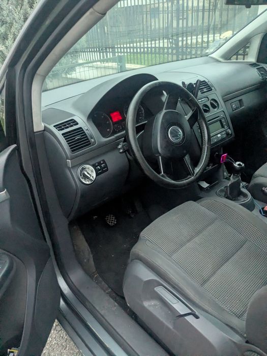 Vand vw touran an 2005 1.9 tdi .