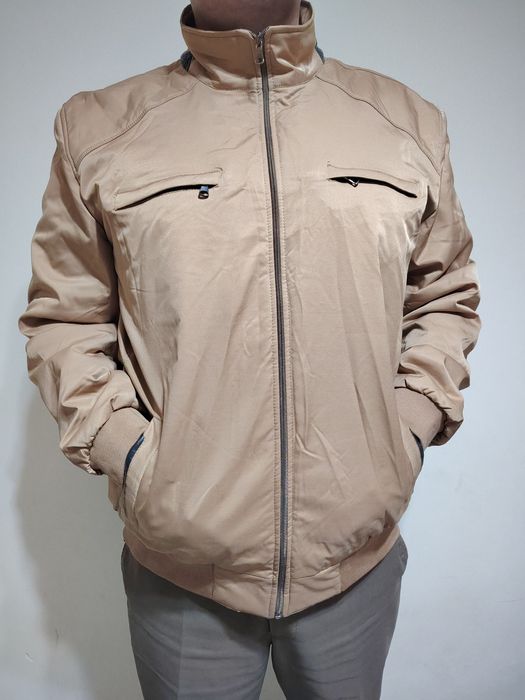 Куртичка янги жуда зор ва чиройли