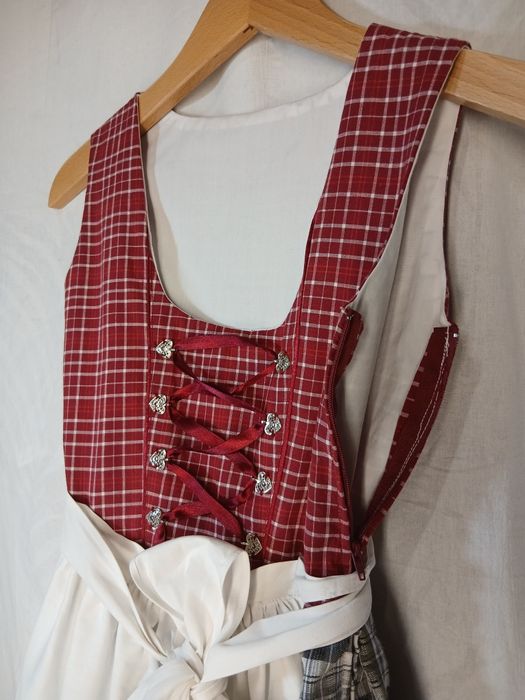 Dirndl fetițe 7-8 ani Nr 128-134cm Sarafan tirolez Rochie bavareza sas