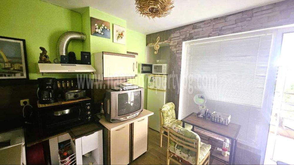 Продава се Двустаен апартамент в к.к. Слънчев бряг - 54 кв.м за 1056 €/кв.м - Снимка #2