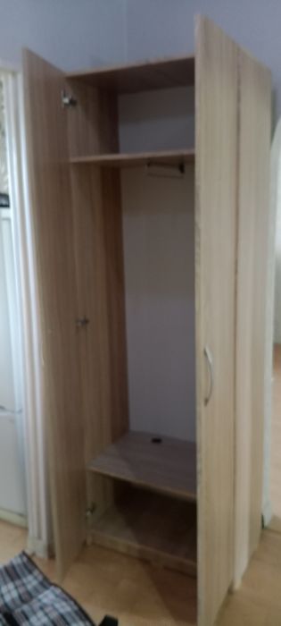 Продам шкаф и обувницу
