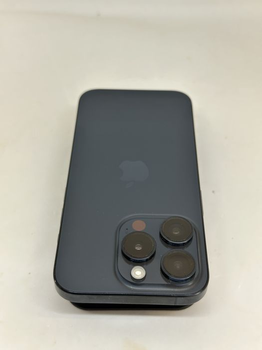 Iphone 15 pro 256gb 81%