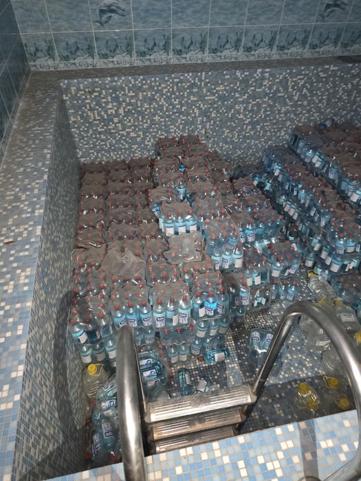 антисептик в большом количестве