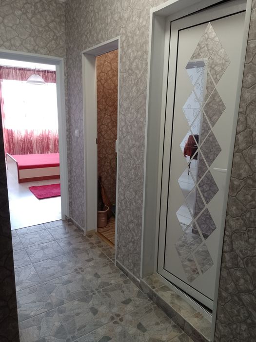 Дава се под наем Двустаен апартамент в Бургас, Център - 83 кв.м за 331.5 € - Снимка #8