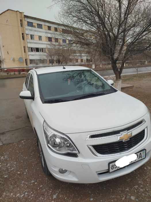 Cobalt avtomobili sotiladi