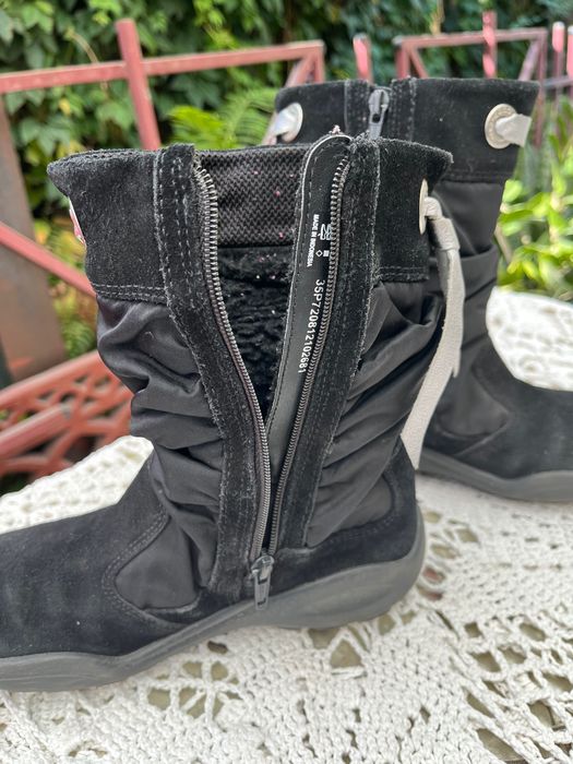 Брендовые сапоги на девочку 32,33,35р