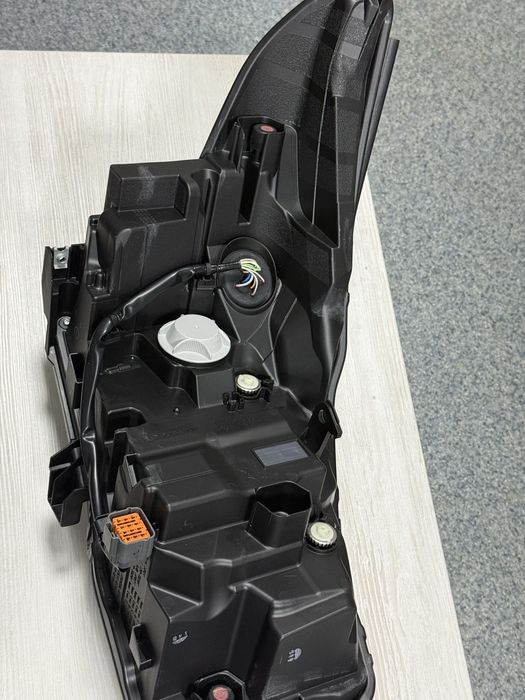 Фара левая оригинал